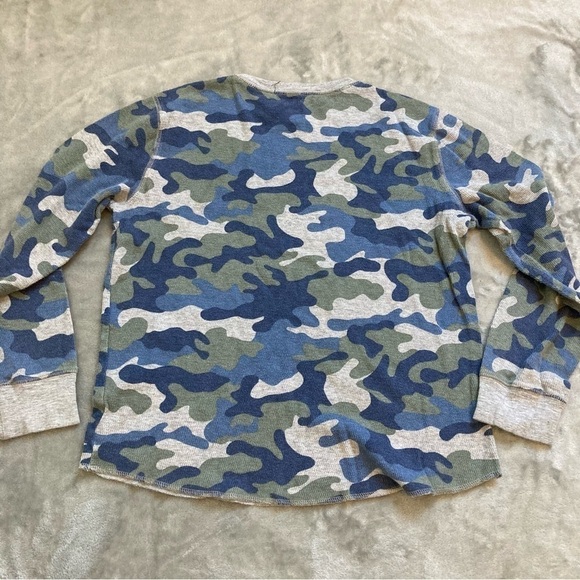 Gap Kids Set of 2 Long Sleeve Thermal Tops Red Star Wars & Blue Camo Size XL - Picture 6 of 14